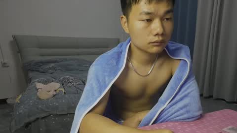 dumeila online show from April 12, 5:18 pm