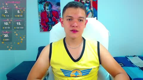 Snapshot of dunkan_kravitz chatting on December 9, 8:44 pm Dunkan Kravitz online show from December 9, 8:44 pm