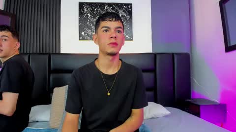 Thomas and Noah online show from September 16, 12:28 pm