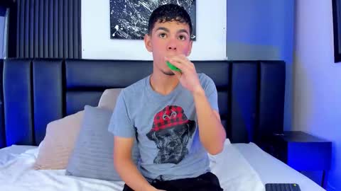 Thomas and Noah online show from September 19, 1:01 pm