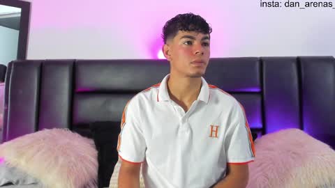 Thomas and Noah online show from April 9, 11:37 am