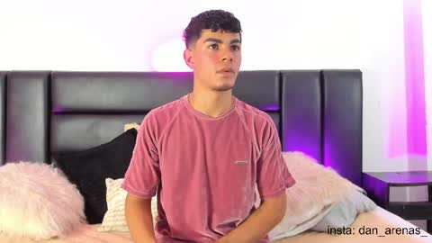 Thomas and Noah online show from April 12, 2:11 pm