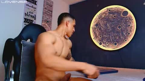 duran_dhikol1 online show from February 26, 3:38 am