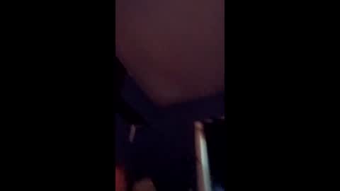 dustin812 online show from May 18, 7:31 pm