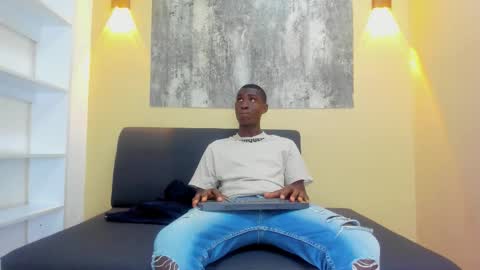 DUSTIN online show from December 15, 12:09 pm