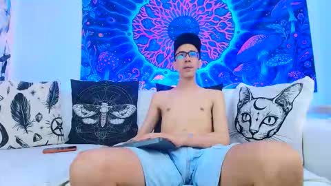 Dustin Dollin online show from May 30, 6:38 pm