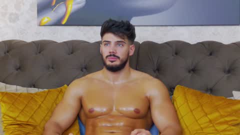 Snapshot of dustinkeent chatting on December 2, 10:50 am Dustin online show from December 2, 10:50 am