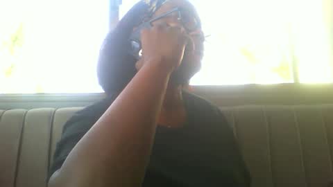 dustylucy online show from March 9, 10:30 am