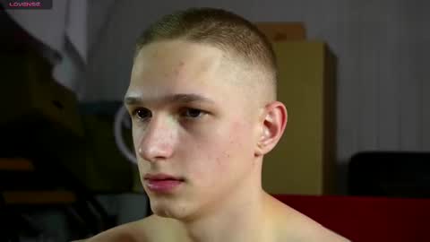 Dustyn online show from February 13, 5:22 pm