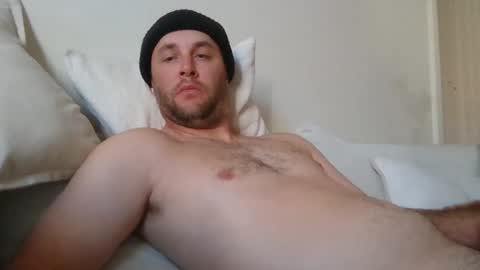 dustyroy09 online show from March 10, 12:15 am