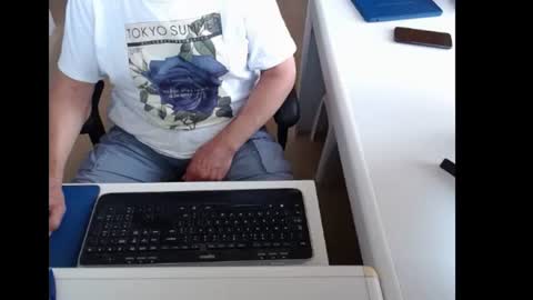 Snapshot of dutchpornking2 chatting on June 25, 6:07 am dutchpornking2 online show from June 25, 6:07 am