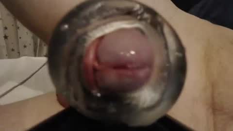 Snapshot of dutchspidey chatting on November 7, 11:27 pm Dutch Spidey online show from November 7, 11:27 pm