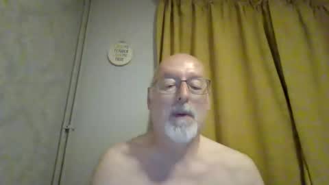 Snapshot of dutchunclejohn chatting on June 24, 10:20 pm DutchUncleJohn online show from June 24, 10:20 pm