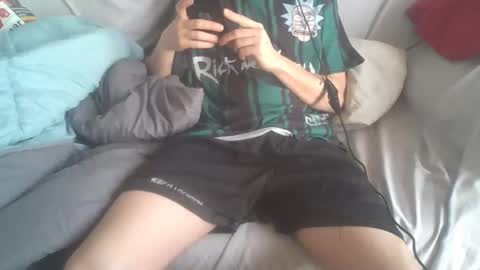 dv3nd3 online show from April 18, 10:52 am