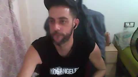 Snapshot of dvdvlc29 chatting on October 27, 10:30 am david online show from October 27, 10:30 am