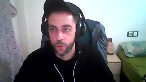 Snapshot of dvdvlc29 chatting on December 19, 9:05 am david online show from December 19, 9:05 am