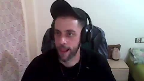 Snapshot of dvdvlc29 chatting on February 22, 8:02 am david online show from February 22, 8:02 am