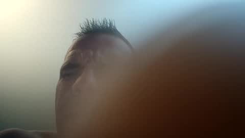 Snapshot of dwadek081704 chatting on February 7, 1:25 am dwadek081704 online show from February 7, 1:25 am