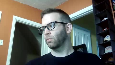 Snapshot of dweav240 chatting on May 28, 1:52 pm dweav240 online show from May 28, 1:52 pm