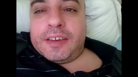 Snapshot of dwizziz chatting on September 29, 4:17 am Ivan online show from September 29, 4:17 am