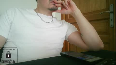 Snapshot of dy22__ chatting on November 18, 10:31 am dy22__ online show from November 18, 10:31 am