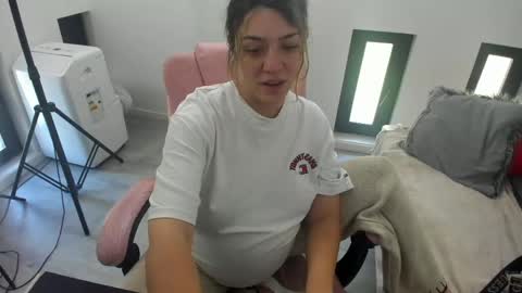 dayana online show from May 24, 5:23 am