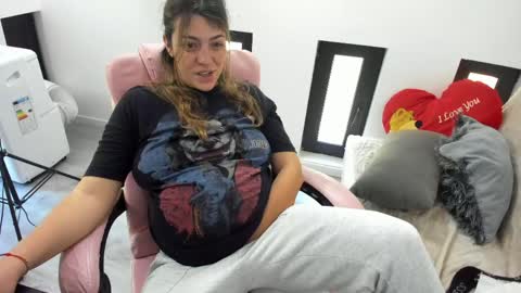 dayana online show from June 3, 4:59 am