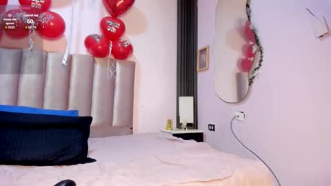 dylan_and_kim online show from February 15, 12:25 pm