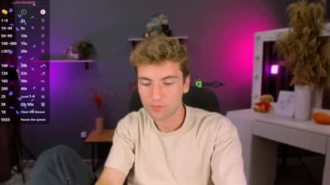 Snapshot of dylan_bold chatting on September 10, 3:34 pm dylan_bold online show from September 10, 3:34 pm