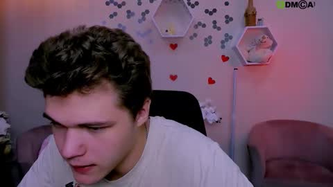 Snapshot of dylan_bold chatting on September 27, 7:08 pm dylan_bold online show from September 27, 7:08 pm