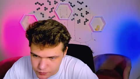 Snapshot of dylan_bold chatting on November 11, 9:53 am dylan_bold online show from November 11, 9:53 am