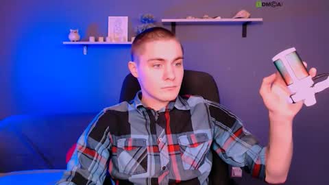 Snapshot of dylan_bold chatting on December 2, 9:36 am dylan_bold online show from December 2, 9:36 am