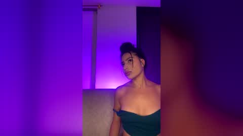 dylan kate Live online show from July 29, 12:42 am