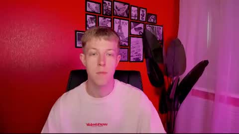 Dylan online show from July 16, 10:32 am
