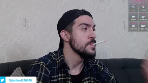 Dylan online show from December 2, 12:09 am