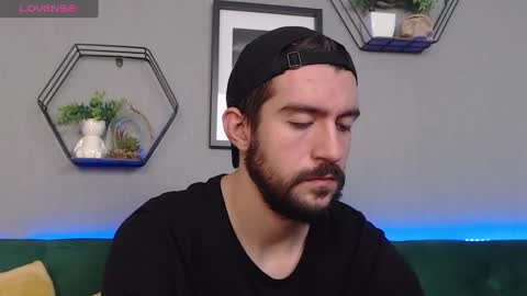 Dylan online show from December 15, 7:35 am