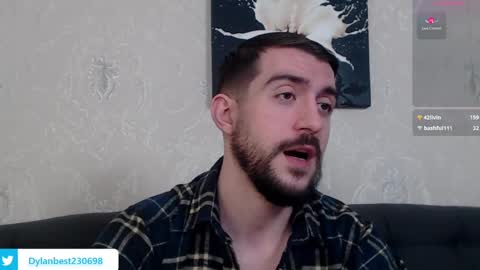 Dylan online show from January 3, 4:44 am