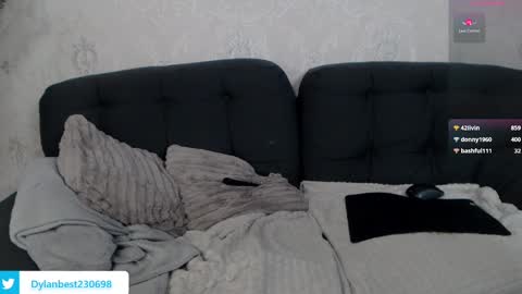 Dylan online show from January 3, 10:52 am