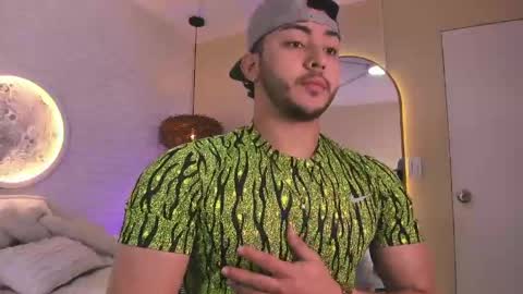 dylan_vega01 online show from April 4, 1:19 pm