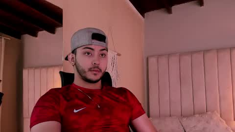 dylan_vega01 online show from April 12, 3:28 pm