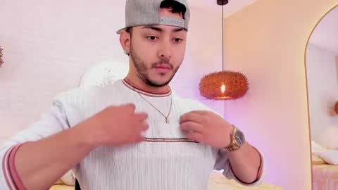 dylan_vega01 online show from April 18, 3:27 pm