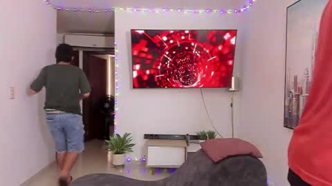 Snapshot of dylanbisex_hot chatting on December 18, 4:06 pm Mod Dylan Lilith Alan and Drake online show from December 18, 4:06 pm