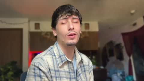 Snapshot of dylandaniel69 chatting on October 5, 9:13 pm Dylan Daniel 7.8 online show from October 5, 9:13 pm