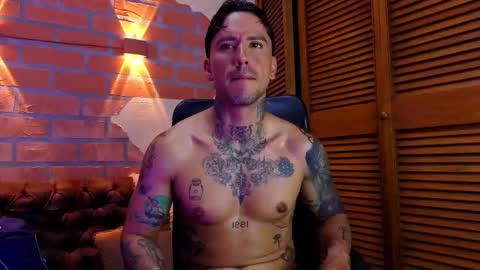 D Y L A N online show from January 6, 10:01 pm