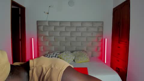 Dylan Taylor online show from February 13, 4:08 am