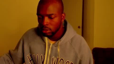 Dylan Taylor online show from April 6, 11:00 am