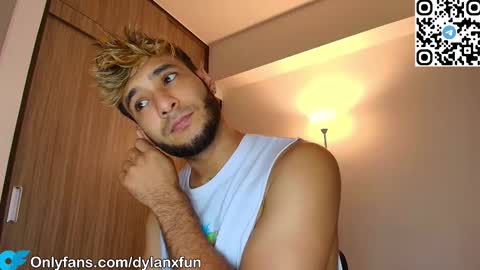 Snapshot of dylanxfun chatting on September 19, 2:13 am dylanxfun online show from September 19, 2:13 am