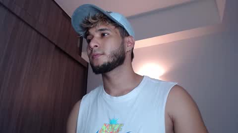 Snapshot of dylanxfun chatting on September 24, 8:34 pm dylanxfun online show from September 24, 8:34 pm