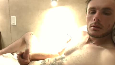 Snapshot of dylp400 chatting on January 18, 2:23 pm dylp400 online show from January 18, 2:23 pm