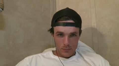 Snapshot of dylp400 chatting on March 1, 8:45 am dylp400 online show from March 1, 8:45 am